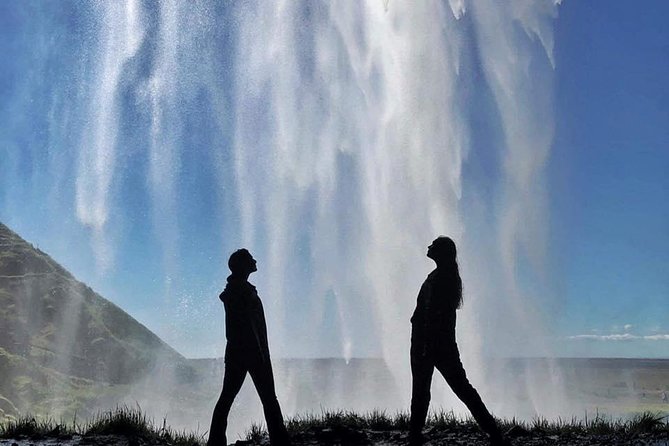 10 Hours Private Luxury Tour of South Coast - Skógafoss and Skálakot: timing the big waterfall and resetting for lunch