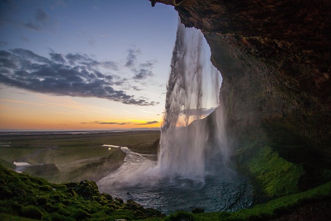3-Day Ice Cave, South Coast, Golden Circle and Northern Lights - Gear and weather: how to show up prepared