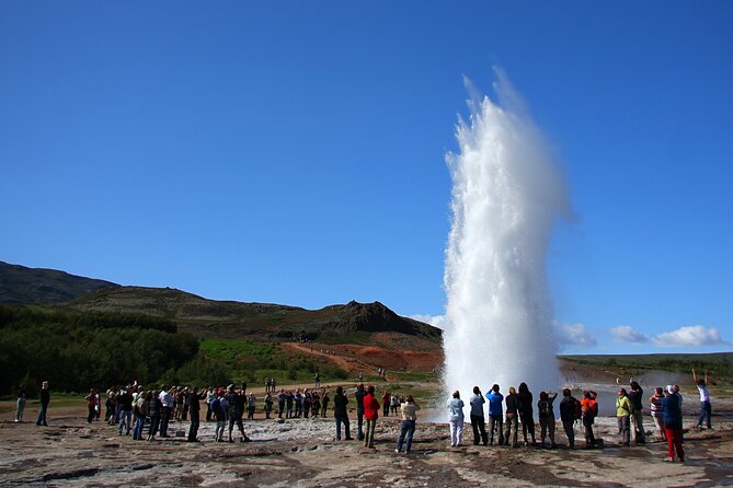 3 Day Tour Jokulsarlon - Golden Circle - South Coast - Glacier Hike - Boat Tour - Waterfalls to Black Sand: Seljalandsfoss, Gljúfrafoss, Skógafoss