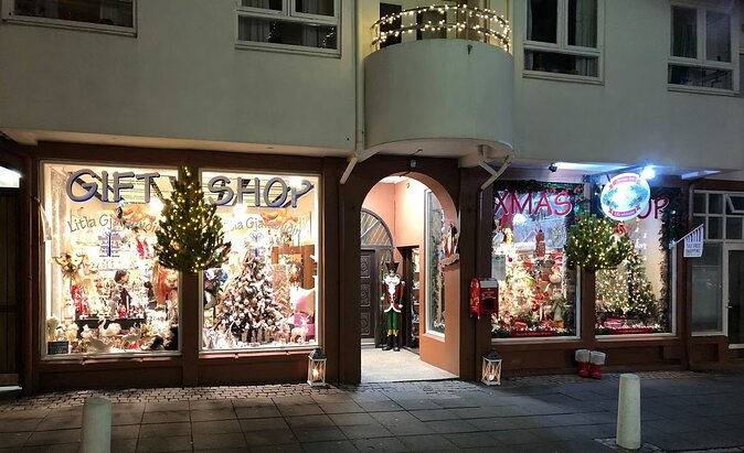 3-Hour Shared Christmas Food Tour with Guide in Reykjavik - Le KocK: Where the Christmas Food Sampling Gets Real