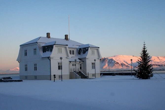5-Days Land of Northern Lights Tour from Reykjavík - Day 4: Fridheimar, Geysir, Gullfoss, and Thingvellir’s Big Geological Story