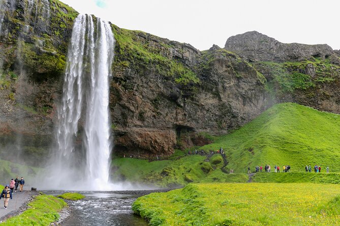 6 Day Iceland Ring Road Highlights Tour With Accommodation - Day 3: East Iceland pace with Egilsstaðir country stops and Vök Baths timing
