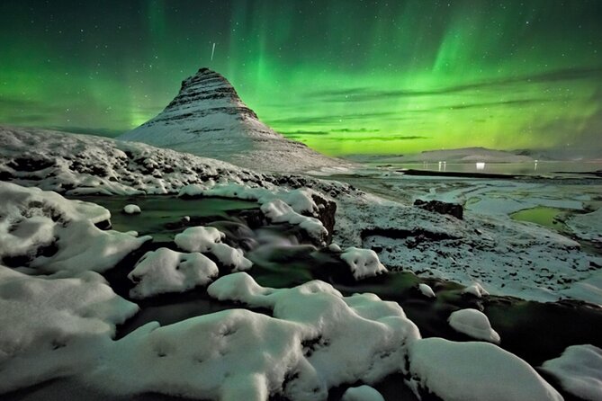 7-Day Self-Drive Private Tour Northern Lights Adventure - Iceland South & West - Day 6 Dyrhólaey to Reynisfjara: Birds, Basalt Cliffs, and the Lava Show in Vik