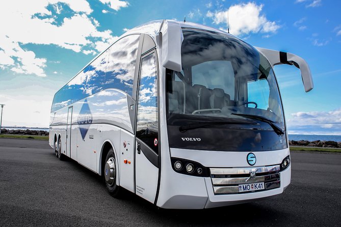 Airport Express Shared Departure transfer from Reykjavik City to Keflavik Airport - The mobile ticket experience and why confirmation still matters