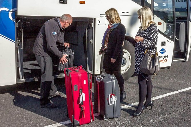 Airport Express Shared Departure Transfer from Reykjavik Hotels to Keflavik Airport - Key things I’d pay attention to