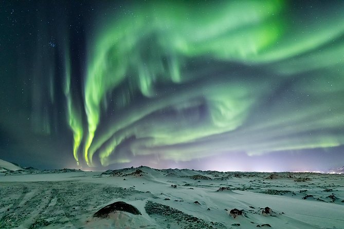 Aurora/Northern light hunt and photos (photography help provided) - Pickup and drop-off: the logistics that actually affect your success