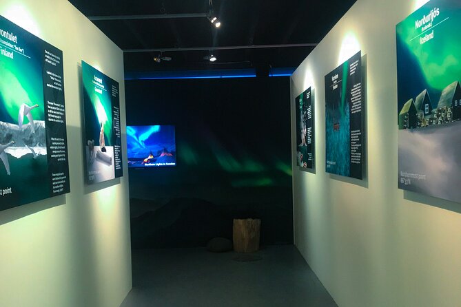 Aurora Reykjavík, The Northern Lights Center Museum Visit - Aurora photo simulator: your practical takeaway