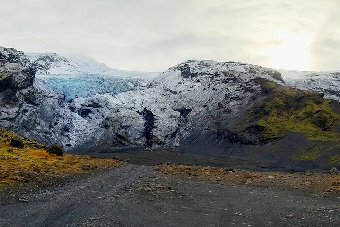 Beautiful Þórsmörk, The Valley of Thor Private - Stop 3: Valahnúkur hike for glacier-and-gorge views