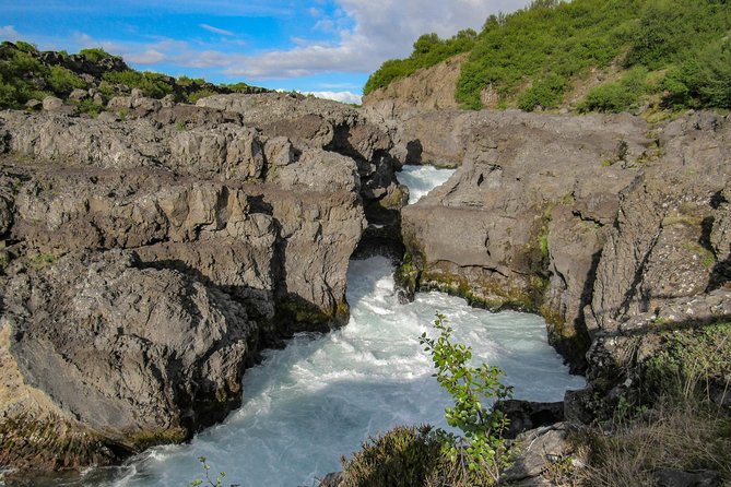 Borgarfjörður - A private West Iceland day that’s built for less hassle