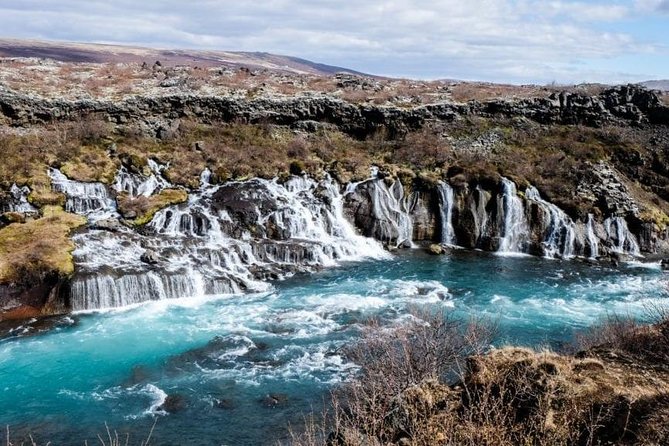 Borgarfjörður - Snorralaug: an old hot spring site where you keep your distance