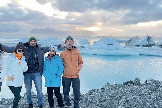 Diamond Beach & Jökulsárlón Floating Glacier Guided Day Tour - Who this day tour is best for (and who should skip it)