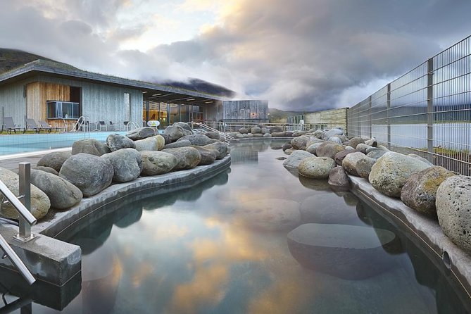 Fontana Geothermal Spa and Golden Circle Tour From Reykjavik - Timing and Pacing: What Feels Rushed vs What Feels Fair