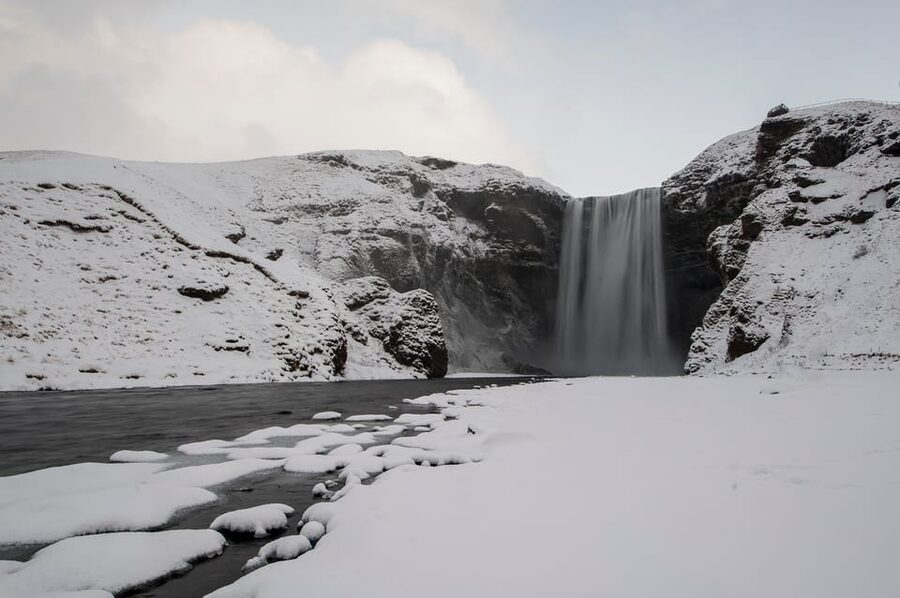 From Reykjavik: 3 Day Family Package - Guide Energy and Commentary: When It Makes the Trip