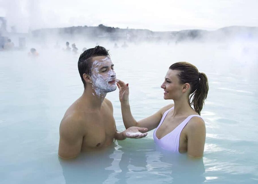 From Reykjavik: 3-Day Northern Lights Hunt & Glacier Lagoon - Key things to know before you go