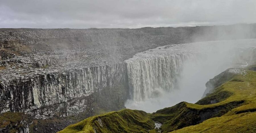 From Reykjavík: 4, 5, 6 or 7-Day Small-Group Ring Road Tour - What to pack for Ring Road weather and hot springs