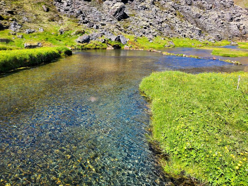 From Reykjavik: Day Tour to Landmannalaugar in a 4X4 - Sigöldugljúfur (Walley of Tears) and Hjálparfoss waterfalls