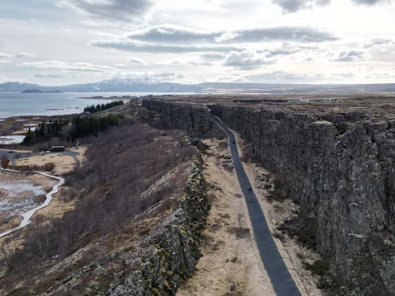 From Reykjavik: Fire And Ice Helicopter Tour with 2 Landings - Weather, weight, and the one thing you must accept