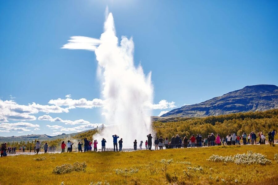 From Reykjavik: Golden Circle & Kerið Full-Day Tour - Pickup and the 8-hour pace: when your day gets full