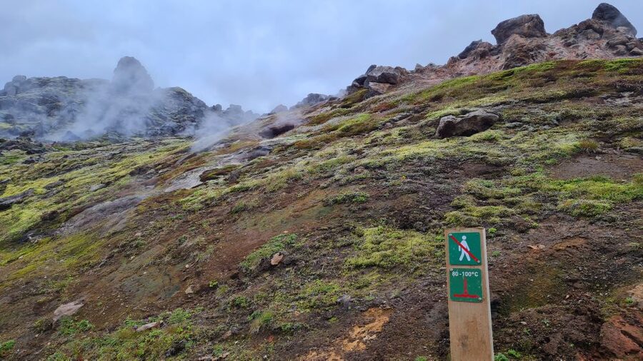 From Reykjavik: Highlands Jeep Tour & Landmannalaugar Hike - Driving back and late-day fatigue: how to pace yourself