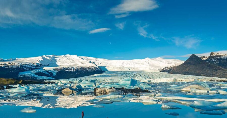 From Reykjavik: Jökulsárlón Glacier Lagoon and Diamond Beach - Skaftafell pass: the “maybe” stop that can pay off