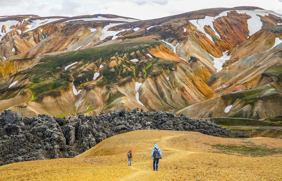 From Reykjavík: Landmannalaugar Day Hike - Grænagil canyon descent and the optional Bláhnúkur viewpoint