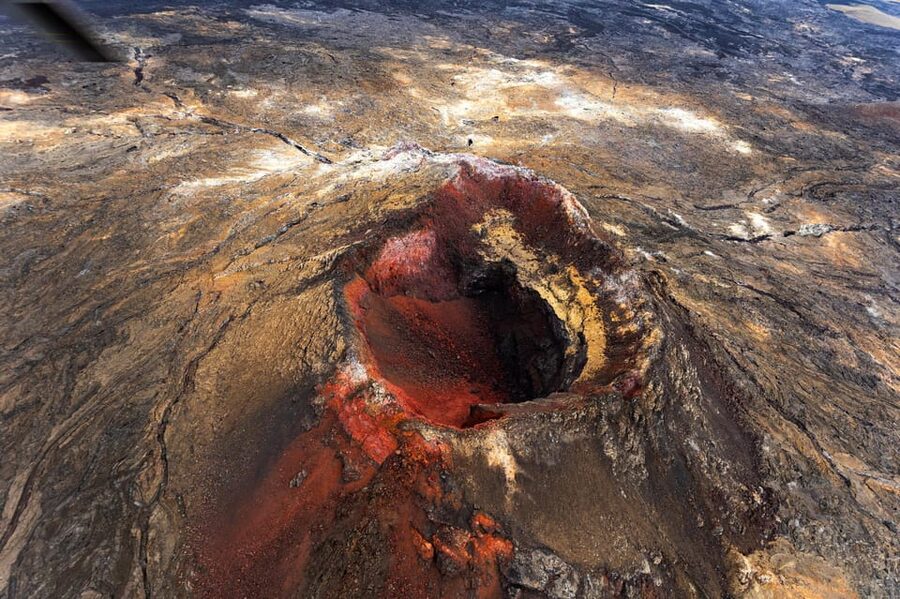 From Reykjavik: New Volcanic Area Helicopter Tour - Should you book this New Volcanic Area helicopter tour from Reykjavik?