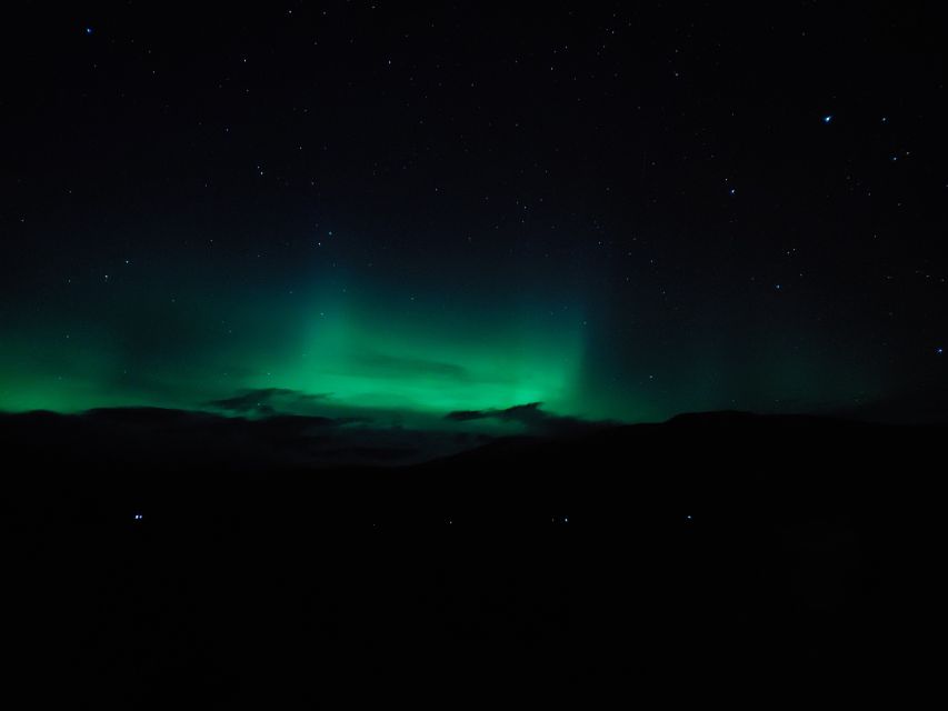 From Reykjavik: Northern Lights Chase with Expert Guide - Photography and your phone: what helps the most