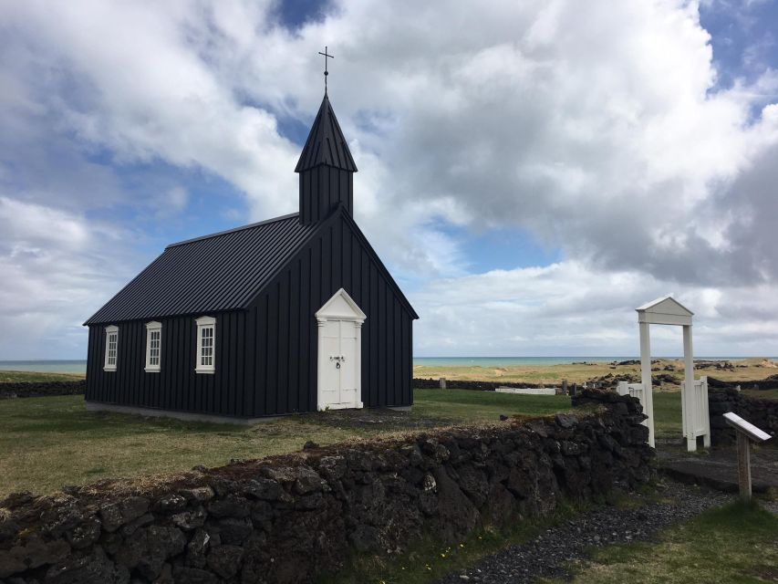 From Reykjavik: Snæfellsnes Full-Day Tour with Homemade Meal - Berserkjahraun lava fields: the walking part where it clicks