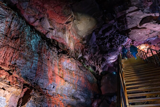 From Reykjavík: The Lava Tunnel tour with Round-trip Transfer - Raufarholshellir Lava Tunnels: What You Actually Do Underground