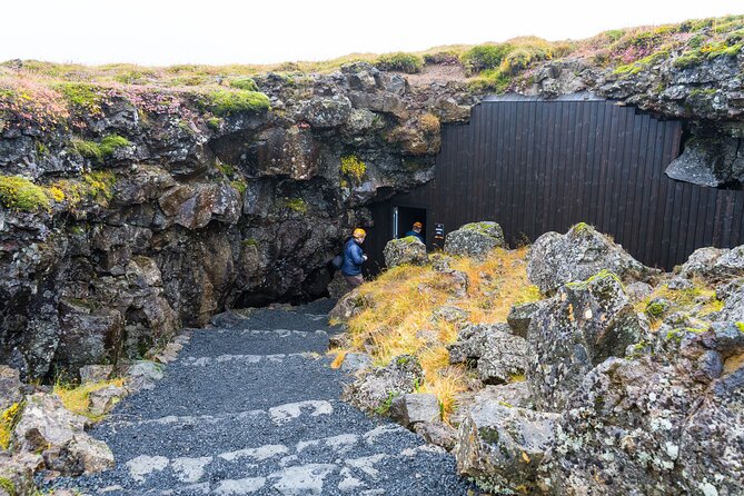 From Reykjavík: The Lava Tunnel tour with Round-trip Transfer - Timing, Fitness, and Who Should Book