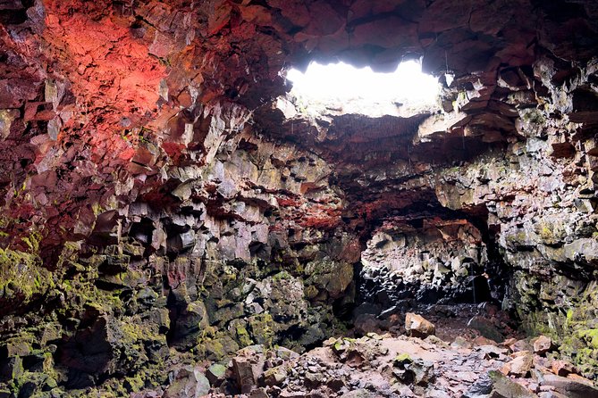 From Reykjavík: The Lava Tunnel tour with Round-trip Transfer - Weather and Surface Conditions: What Changes Day to Day