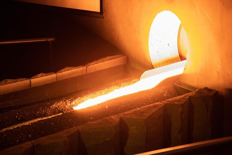 From Reykjavík: Vík Lava Show & South Coast Waterfalls Tour - Guide quality and the day’s real logistics
