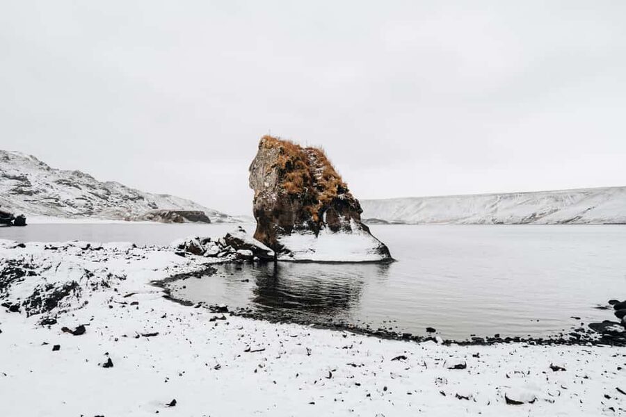 From Reykjavik: Volcanic Peninsula & Grindavik Minibus Tour - Reykjanes in Six Hours: What This Half-Day Actually Delivers