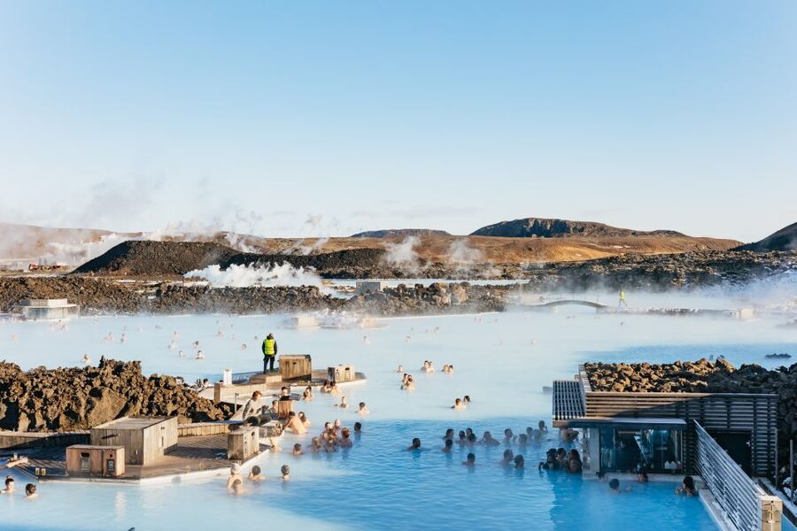 From Reykjavík: Volcanoes and Blue Lagoon Day Trip - Geldingadalur’s eruption ground: what the guided hike really delivers