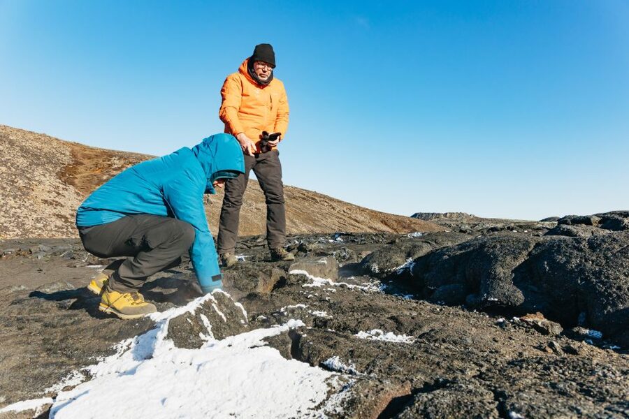From Reykjavík: Volcanoes and Blue Lagoon Day Trip - Who should book this Reykjavík volcano-and-Blue-Lagoon day trip