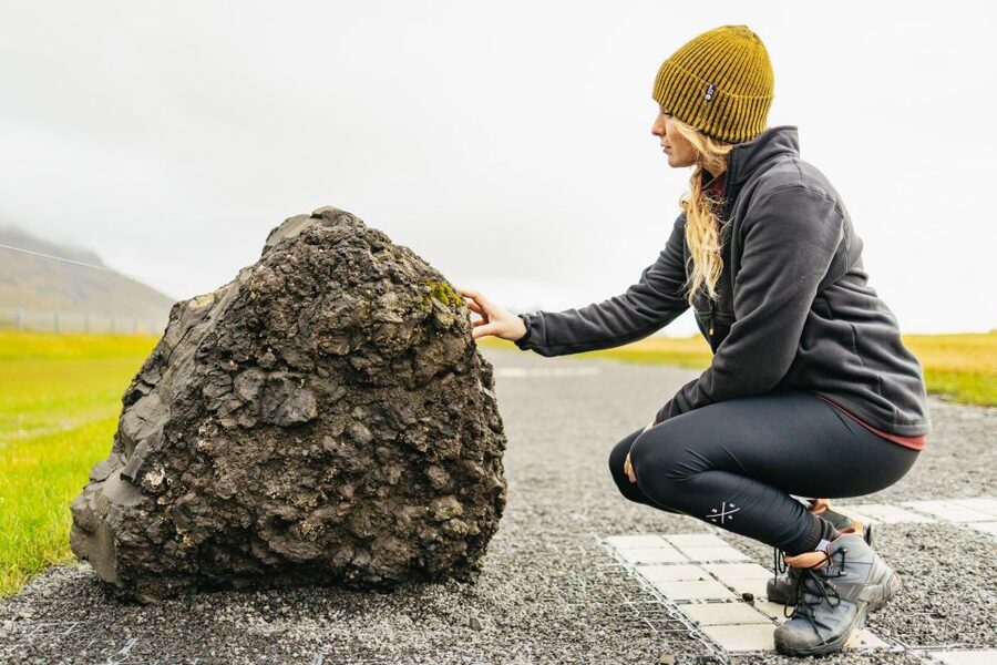 From Reykjavík: Waterfalls, Black Beach & Glacier Day Trip - Lunch and breaks: keeping a long day comfortable