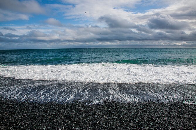 Full Day South Coast to Vík - Guided Tour - Gljúfrabúi canyon walk: short, scenic, and sometimes a no-go