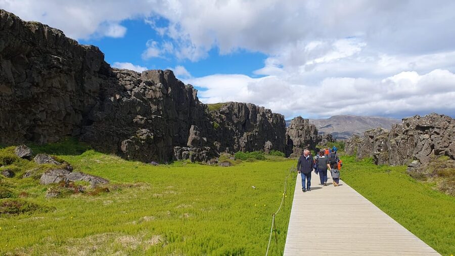 German-Speaking Golden Circle Small Group Tour from Reykjavík - Shore Excursion - Why this Golden Circle shore excursion works for cruise days
