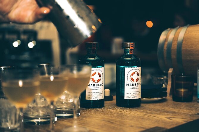 Gin Distillery tour and tasting with Master Distiller - Þoran Distillery in Reykjavík: small tour, strong gin focus