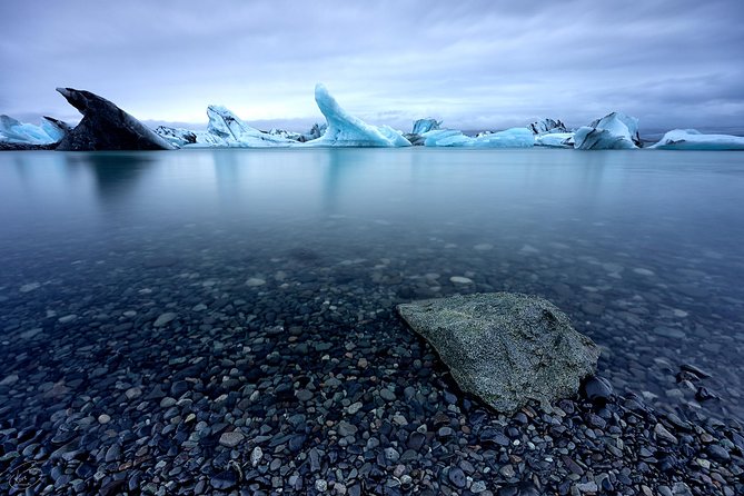Glacier lagoon tour - Winter add-on: ice cave tours mid November to mid March