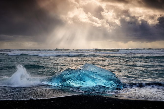Glacier lagoon tour - Reykjavik departure at 9:00 am and the photo stops on the way