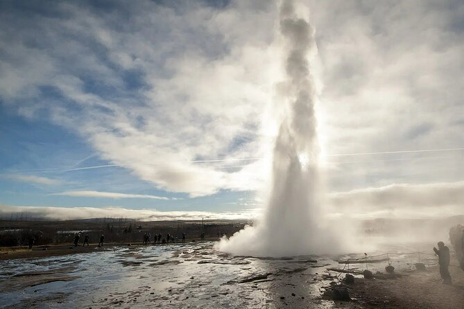 Golden Circle and Blue Lagoon with Admission Ticket - Pickup, WiFi, and Group Size: The Stuff That Makes or Breaks the Day