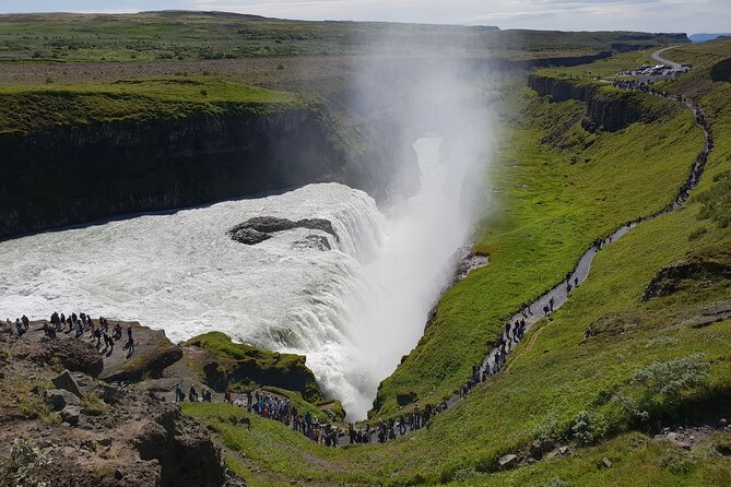 Golden Circle and Kerid Volcanic Crater Small-Group Day Tour - Pacing and time: how the day stays enjoyable