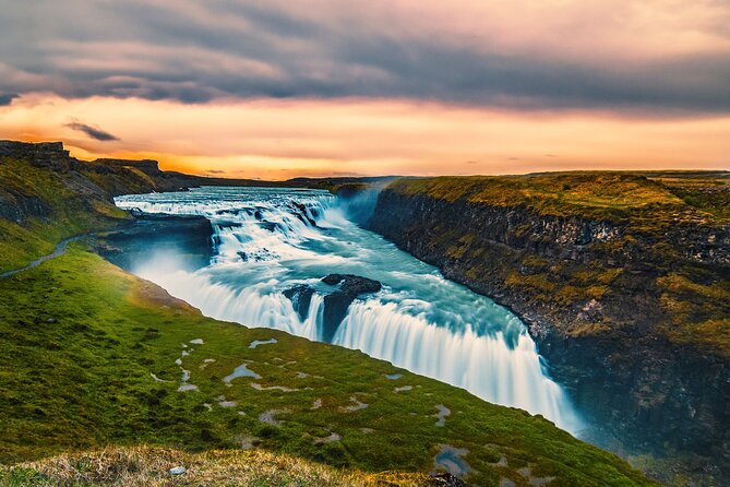 Golden Circle Cruise Arrival: Exclusive Small Group Tour - Stop 4: Thingvellir National Park, walk between continents, and Öxararfoss
