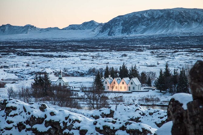Golden Circle Day Trip with Fridheimar Greenhouse visit from Reykjavik - Coach day logistics from Reykjavik: what the 9:00 start really means