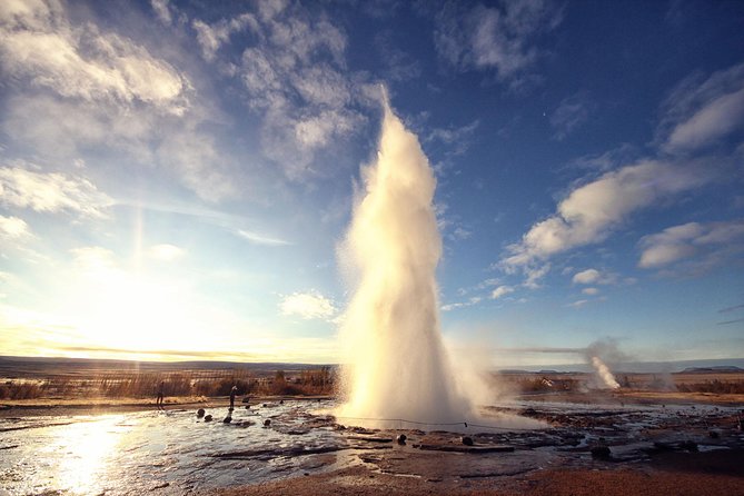 Golden Circle & Kerið Day Tour by Minibus from Reykjavik - Kerið crater: the included walk that closes the loop