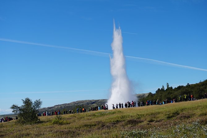 Golden Circle Small-Group Tour by Superjeep from Reykjavik - Crowds, routing, and why the tour sometimes flips the circle
