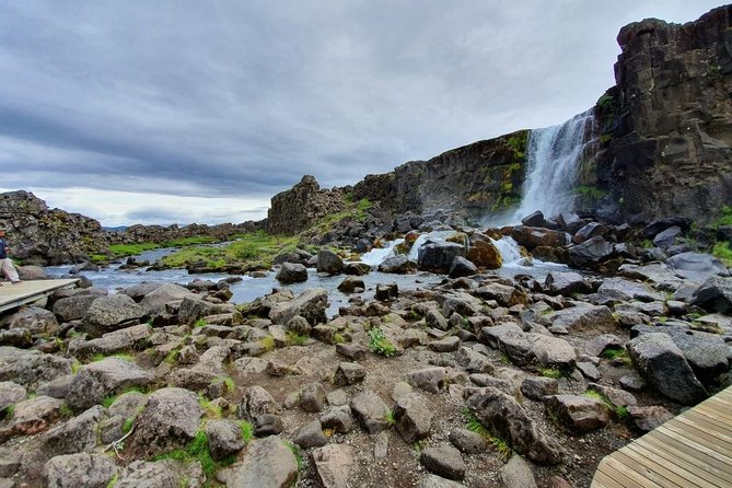Golden Circle Tour - Thingvellir National Park: Alþing (930 AD) and the plate gap you can see