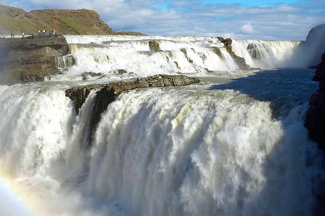 Golden Circle Tour and Evening Northern Lights Cruise from Reykjavik - Geysir and Strokkur: the most reliable show on the Golden Circle
