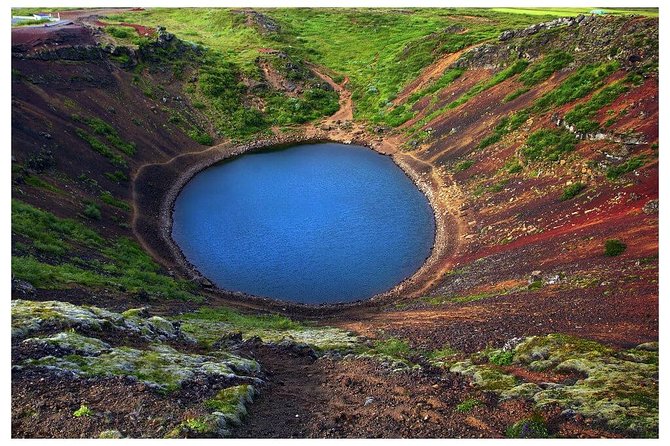 Golden Circle Tour - Private - Kerið Crater: a short stop with a deep lake